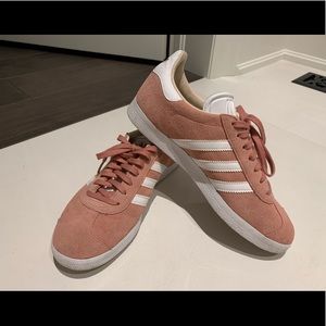Adidas Gazelle Shoes - Pink